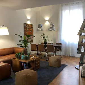 Art Apartment