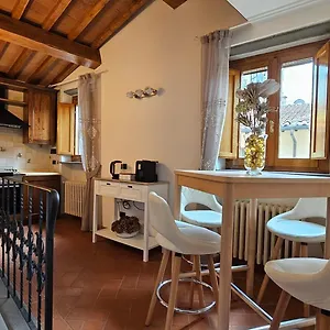 Lilium Domus Apartment