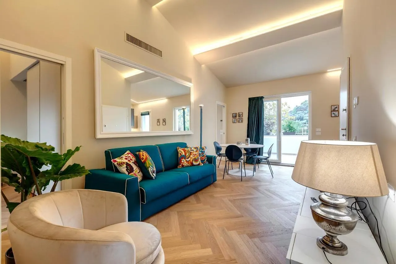 Aleardi Roof Apartment By Mamo Florence