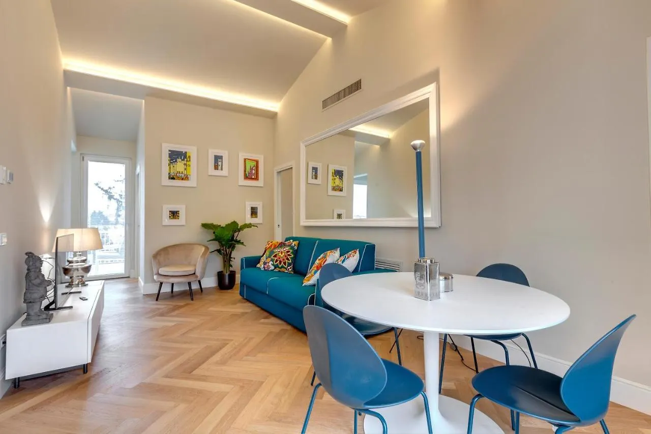 Aleardi Roof Apartment By Mamo Florence 0*,  Italy